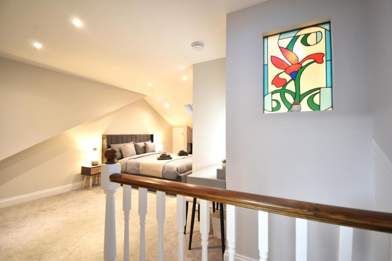 Stunning 3 Bed Apartment London Exterior photo